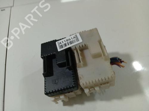 Used Fuse box Fuse box FORD S-MAX (WA6) 2.0 Flexifuel (145 hp) 40275938 40275938