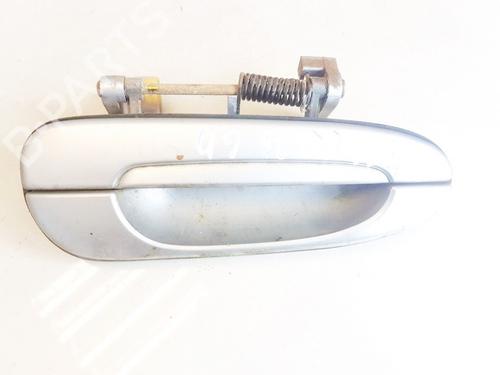 Used Front right exterior door handle Front right exterior door handle MAZDA 626 V (GF) 2.0 (GFEP, GF12) (115 hp) 35862731 35862731