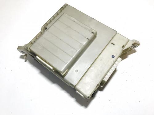 Used Fuse box Fuse box LEXUS IS II (_E2_) 220d (ALE20) (177 hp) 33503368 33503368