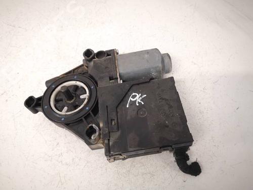 Left front window motor VW GOLF V (1K1) 1.9 TDI | BP38041354E21 - Image 3