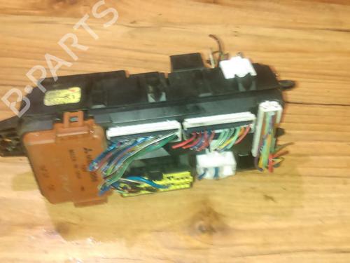 Used Fuse box Fuse box MITSUBISHI CARISMA (DA_) 1.6 (DA1A) (90 hp) 33531437 33531437