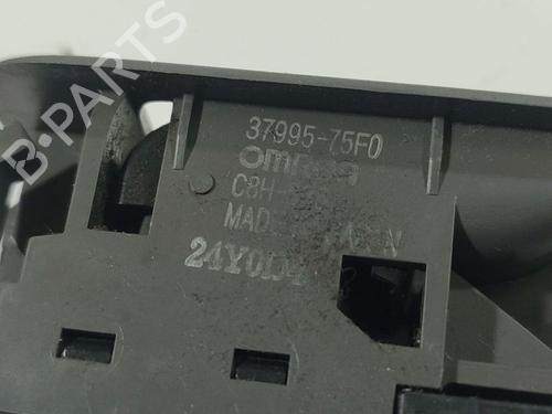 Switch NISSAN ALMERA II Hatchback (N16) 2.2 Di | BP32560237I30