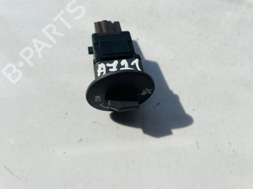 Used Switch Switch RENAULT LAGUNA II (BG0/1_) 1.9 dCi (BG1A, BG1V) (130 hp) 32882448 32882448