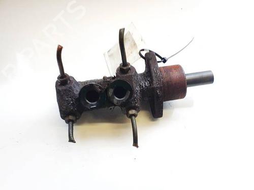 Used Brake master cylinder Brake master cylinder VW TRANSPORTER T4 Van (70A, 70H, 7DA, 7DH) 1.9 TD (68 hp) 35246049 35246049