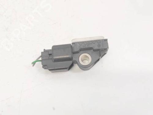 Used Electronic module Electronic module VOLVO XC70 II (136) 2.4 D / D4 AWD (163 hp) 32957007 32957007