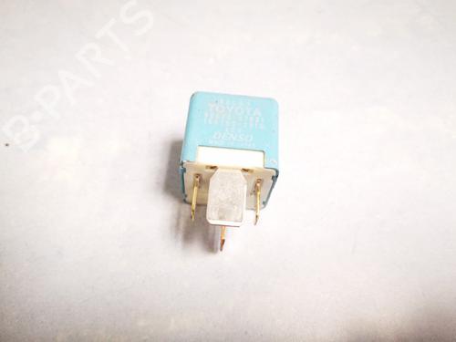 Used Electronic sensor Electronic sensor TOYOTA COROLLA Verso (ZER_, ZZE12_, R1_) 2.0 D-4D (CUR10_, CUR10R) (116 hp) 33108282 33108282