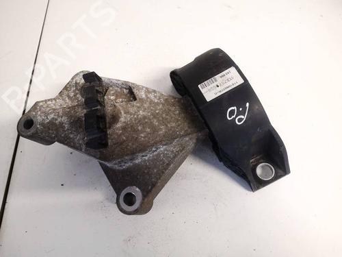 Used Engine mount MITSUBISHI L100 / MINICAB Platform/Chassis (U6_T) 0.6 (48 hp) 32610959