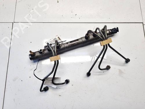 Used Injection rail Injection rail 35168661 35168661