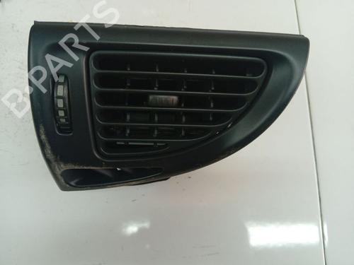 Used Air vent Air vent 39232414 39232414