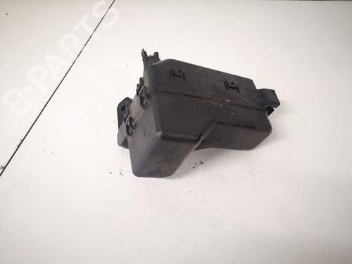 Used Fuse box Fuse box TOYOTA AVENSIS (_T25_) 2.0 D-4D (CDT250_, CDT250R) (116 hp) 32888224 32888224