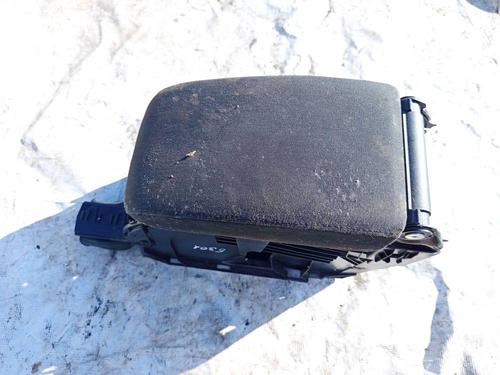 Used Armrest / Center console Armrest / Center console AUDI A4 B7 (8EC) 2.0 TDI (140 hp) 34946705 34946705