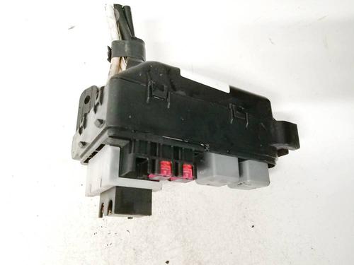 Used Fuse box Fuse box TOYOTA COROLLA (_E12_) 2.0 D-4D (CDE120R, CDE120L_) (110 hp) 32597842 32597842