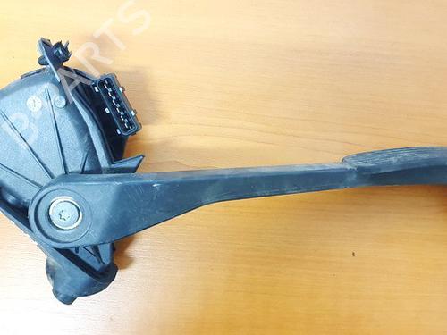 Pedal Pedal VOLVO S80 I (184) D5 (163 hp) 35856789 35856789