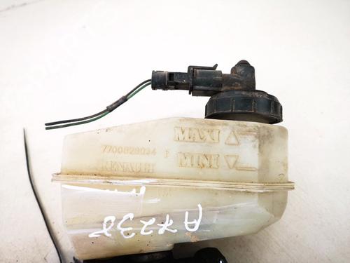 Used Brake fluid reservoir Brake fluid reservoir 35500456 35500456