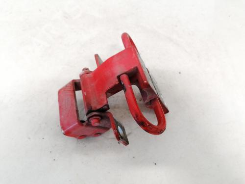 hingedoor-check-strap-audi-a4-b5-8d2-1994-1995-1996-1997-1998-1999-2000-2001-32874886 main image