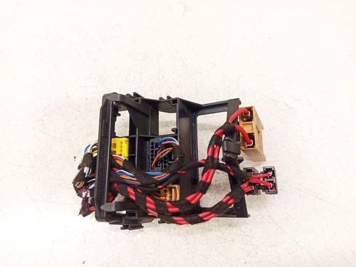 Used Fuse box Fuse box 37625704 37625704
