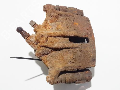 Used Left front brake caliper Left front brake caliper FORD MONDEO III (B5Y) 2.0 16V TDDi / TDCi (115 hp) 35551633 35551633