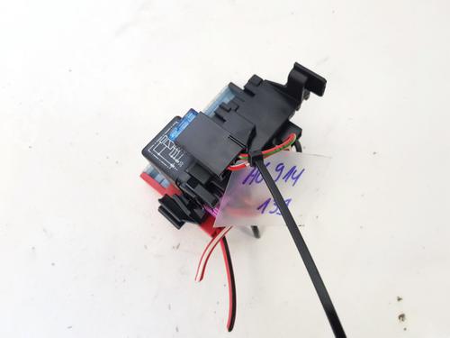 Used Fuse box Fuse box AUDI A6 C5 (4B2, 4B4) 2.5 TDI (155 hp) 33095930 33095930