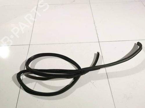 BP32627044O1 main image