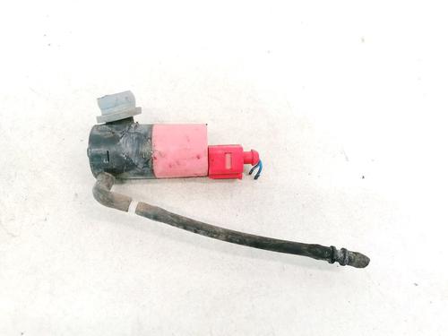 washer-pump-toyota-yaris-_p9_-2005-2006-2007-2008-2009-2010-2011-2012-2013-2014-35492210 main image