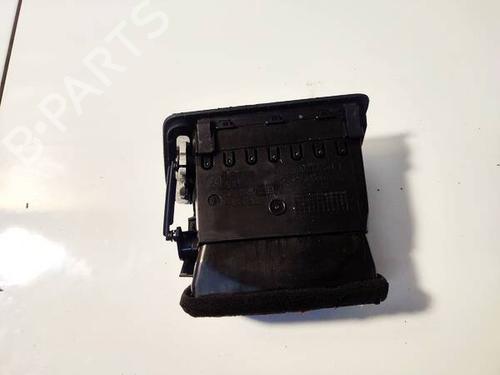 Used Air vent VW PASSAT B6 (3C2) 2.0 TDI (170 hp) 32587014
