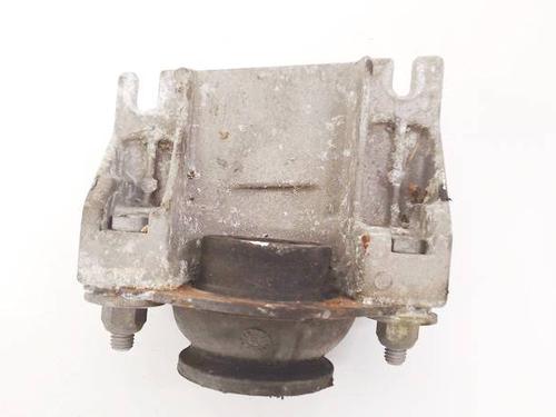 Used Engine mount Engine mount RENAULT MEGANE I (BA0/1_) 1.6 e (BA0F, BA0S) (90 hp) 32575899 32575899