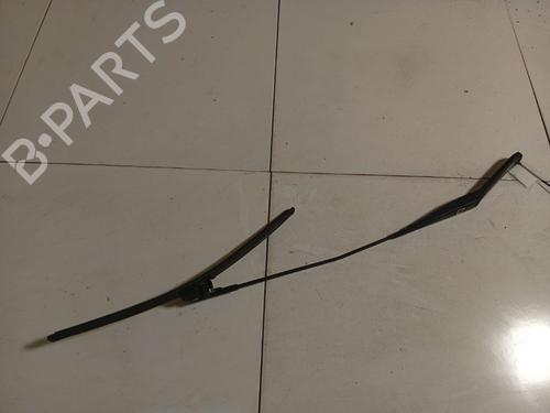 Used Front windshield wiper arm Front windshield wiper arm 36959950 36959950