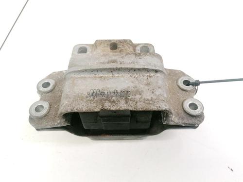 Used Engine mount Engine mount VW GOLF V (1K1) 1.4 FSI (90 hp) 32900329 32900329