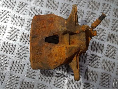 Used Left front brake caliper Left front brake caliper LEXUS IS II (_E2_) 220d (ALE20) (177 hp) 35833520 35833520