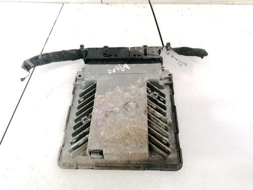 Used Engine control unit (ECU) Engine control unit (ECU) VW PASSAT B6 (3C2) 2.0 TDI (140 hp) 32904936 32904936