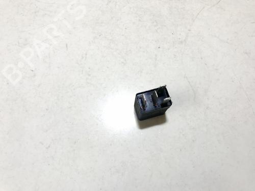 Electronic sensor OPEL ZAFIRA A MPV (T98) 2.0 DTI 16V (F75) | BP33075677M84 - Image 2