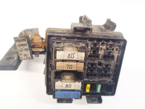Used Fuse box Fuse box RENAULT MEGANE III Hatchback (BZ0/1_, B3_) 1.5 dCi (BZ09, BZ0D, BZ1W, BZ29, BZ14) (110 hp) 32611838 32611838