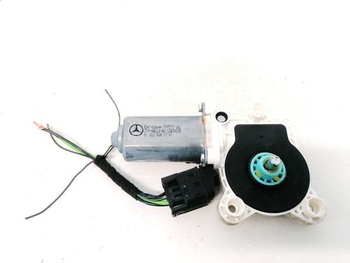 Used Right front window motor Right front window motor MERCEDES-BENZ C-CLASS (W203) C 180 Kompressor (203.046) (143 hp) 35620160 35620160