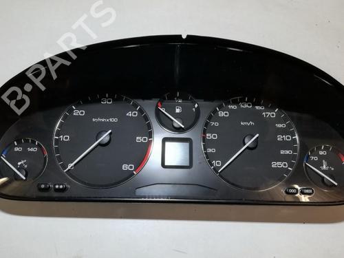 Used Instrument cluster Instrument cluster PEUGEOT 607 (9D, 9U) 2.2 HDi (133 hp) 35714555 35714555