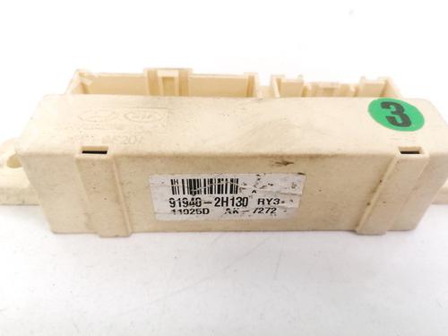 Fuse box HYUNDAI i30 Estate (FD) 1.6 CRDi | BP32901762E1 - Image 2