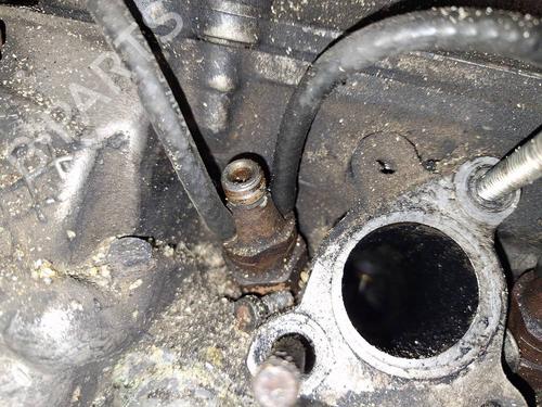Injector BMW 5 (E39) 525 tds | BP35117821M100 - Image 2