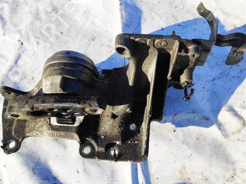 Used Engine mount Engine mount NISSAN QASHQAI I (J10, NJ10) 2.0 dCi (150 hp) 32936230 32936230