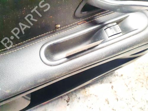 Used Switch RENAULT ESPACE IV (JK0/1_) 2.0 dCi (JK03, JK04, JK1C, JK1G, JK1J, JK1K) (173 hp) 33088687