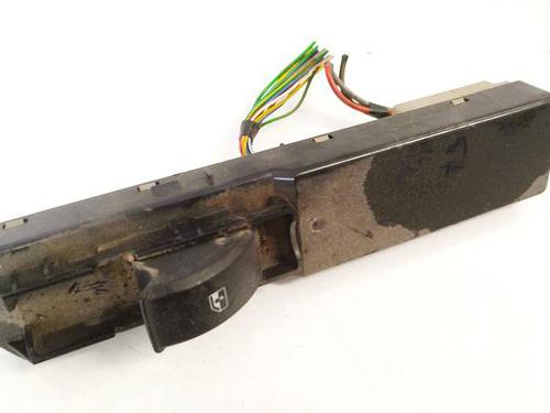 Used Switch Switch SAAB 9-3 (YS3F, E79, D79, D75) 1.9 TiD (120 hp) 36207511 36207511