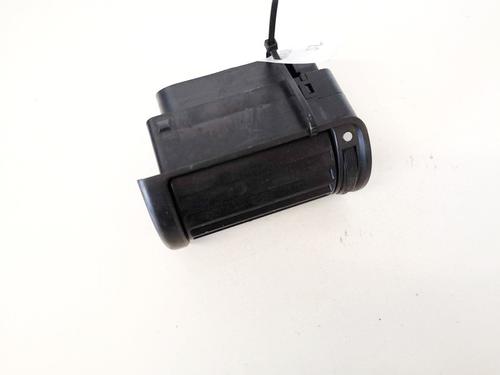 air-vent-audi-a4-b5-8d2-1994-1995-1996-1997-1998-1999-2000-2001-33067865 main image