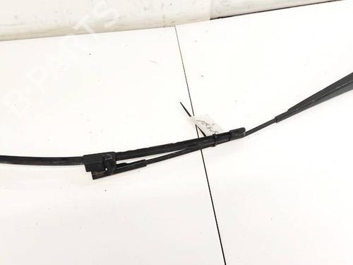 front-windshield-wiper-arm-skoda-octavia-ii-1z3-2004-2005-2006-2007-2008-2009-2010-2011-2012-2013-32939367 main image
