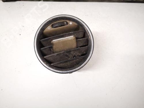 Used Air vent Air vent VW TRANSPORTER T4 Van (70A, 70H, 7DA, 7DH) 1.9 D (60 hp) 32897202 32897202