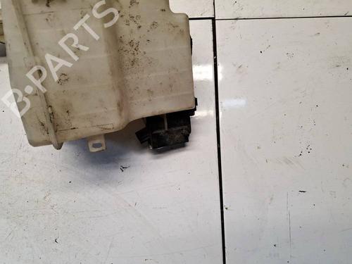 washer-pump-hyundai-santa-fe-ii-cm-2005-2006-2007-2008-2009-2010-2011-2012-2013-2014-2015-34931827 main image