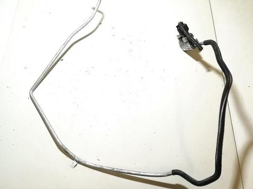Used AC pipe AC pipe TOYOTA YARIS (_P9_) 1.4 D-4D (NLP90_, NLP90R) (90 hp) 33512730 33512730