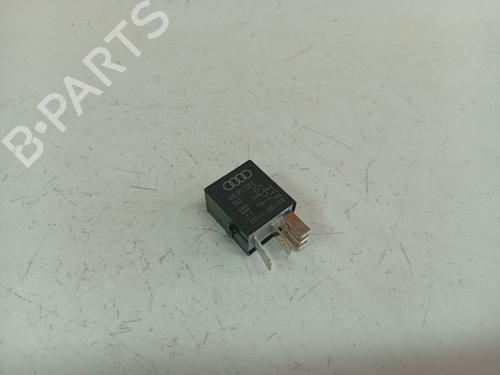 Używane Czujnik elektroniczny Czujnik elektroniczny VW PASSAT B7 (362) 1.6 TDI (105 hp) 37512951 37512951