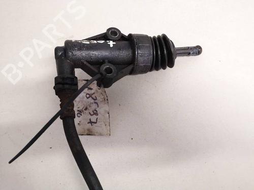 Used Clutch slave cylinder Clutch slave cylinder FIAT PUNTO EVO (199_) 1.4 (199AXB1A) (77 hp) 35361828 35361828