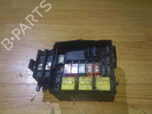 fuse-box-ford-mondeo-iii-b5y-2000-2001-2002-2003-2004-2005-2006-2007-33497658 main image