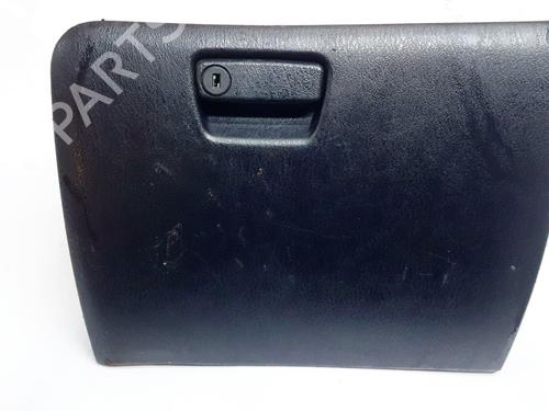 Used Glove box Glove box MITSUBISHI CARISMA (DA_) 1.9 TD (DA4A) (90 hp) 35881627 35881627