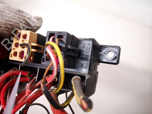 Fuse box VW PASSAT B5 Variant (3B5) 1.9 TDI Syncro/4motion | BP33091540E1 - Image 3