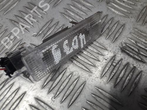 Used Interior roof light Interior roof light VW PASSAT B6 (3C2) 2.0 TDI (140 hp) 35711910 35711910